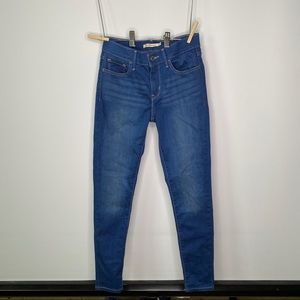 Levi’s 710 super skinny jeans